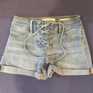 Super stretch shortie